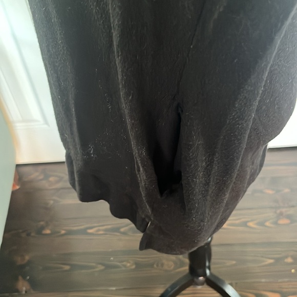 Black long sleeve turtleneck - Picture 5 of 6